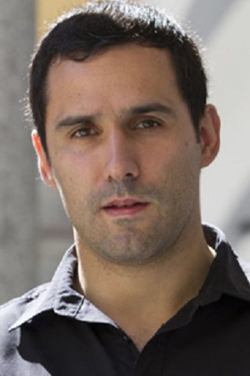 José Oliveira as Pai Natal