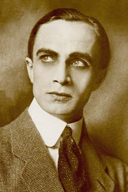 Conrad Veidt as Franz Ebbing