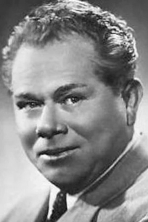 Yakov Rodos as Smirnov-Alyanskiy