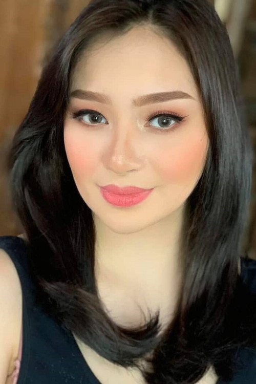 Cara Gonzales as Jen