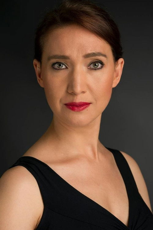 Müge Esmeray as Emel Öğretmen