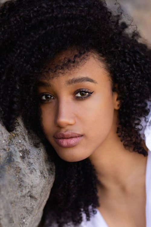 Erika Grace Vannucci as Emanuelle