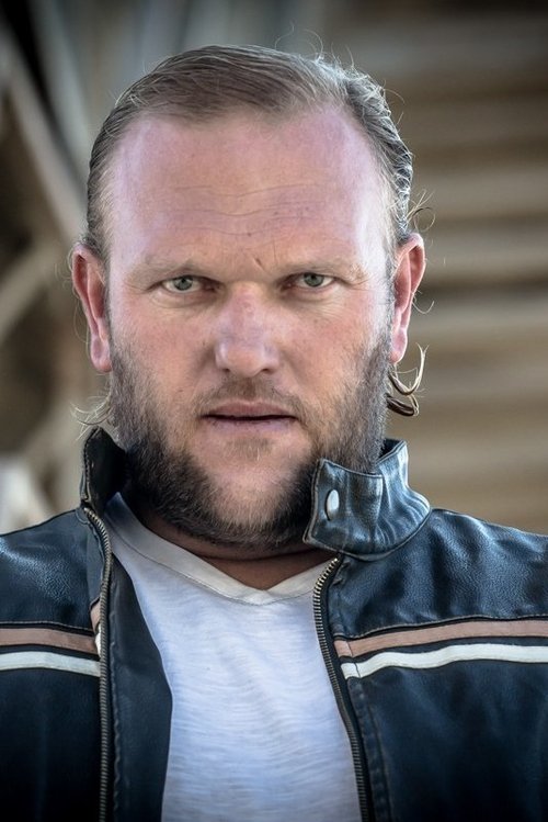 Errol Sack as Wally Ready