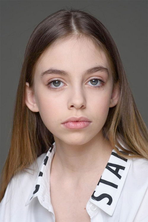 Ekaterina Borisova as Eva (17 y.o.)