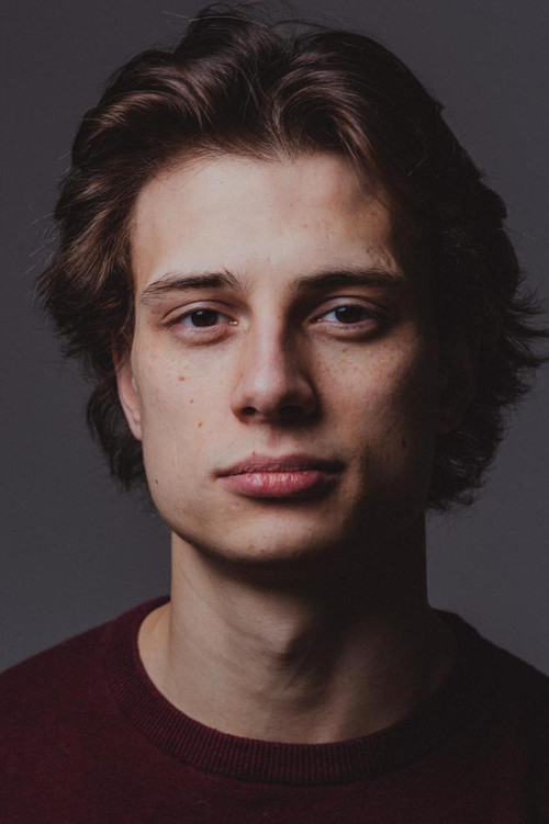 Andrey Nesterenko as Artyom