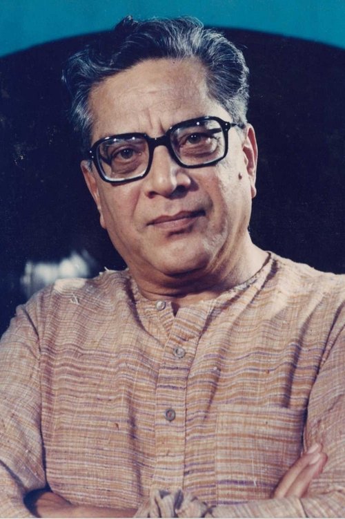 Shreeram Lagoo as Party Head