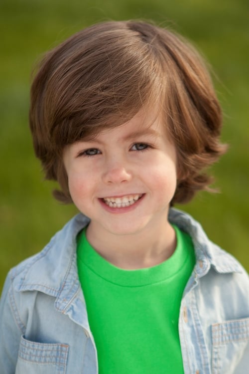 Cade Woodward as Beau Abbott