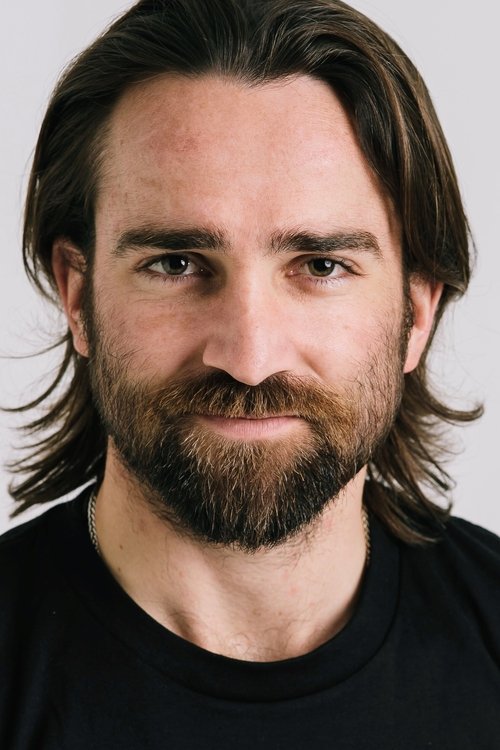 Matthew Arbuckle as Gordon