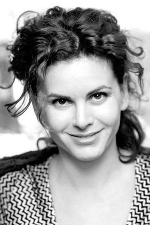 Anna Stante as Sperduti