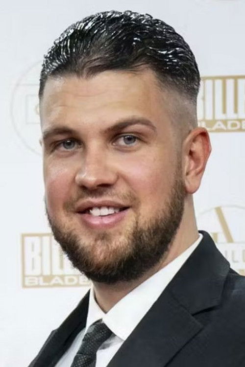 Cengiz Salvarli as Sig selv