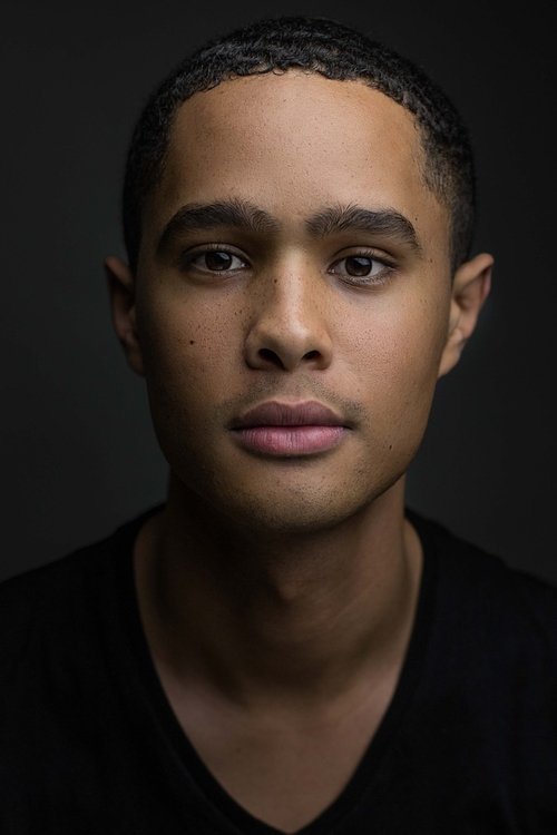 Roberto Kyle as Cheswin