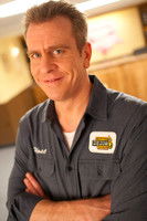 Andrew Younghusband as Carlos