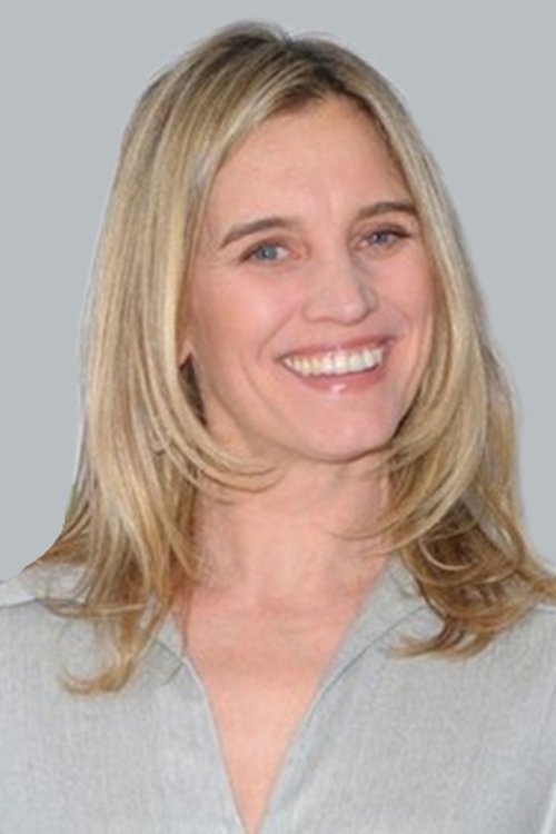 Isabel Gillies as Cynthia McLean