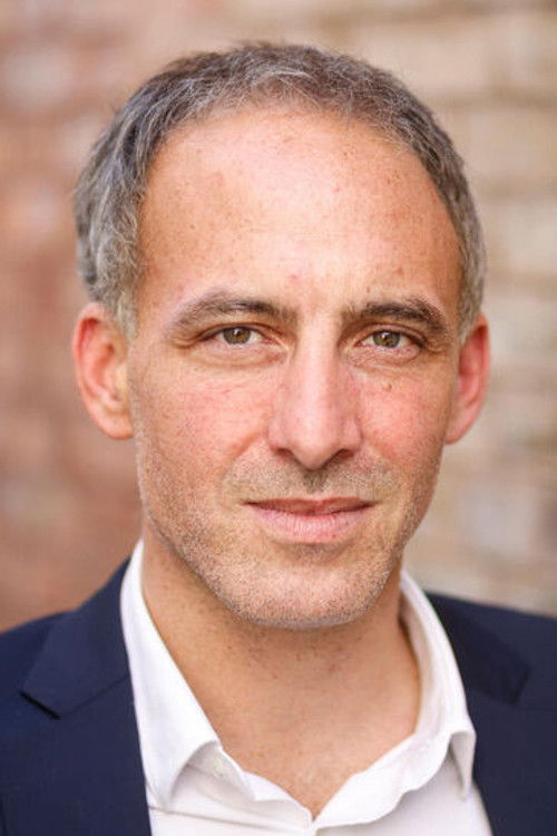 Raphaël Glucksmann as Self : Député européen, anciennement documentariste et journaliste