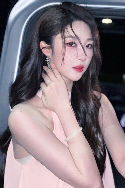 Fan Shuning as Shen Xiangjin