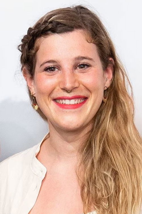 Ángela Cervantes as Laia