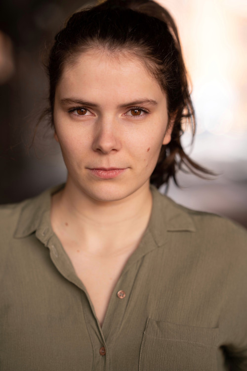 Amalie Willoch Njaastad as Aurora