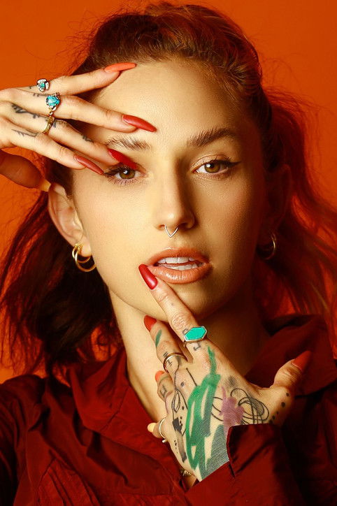 Sloan-Taylor Rabinor as Self - Dancer