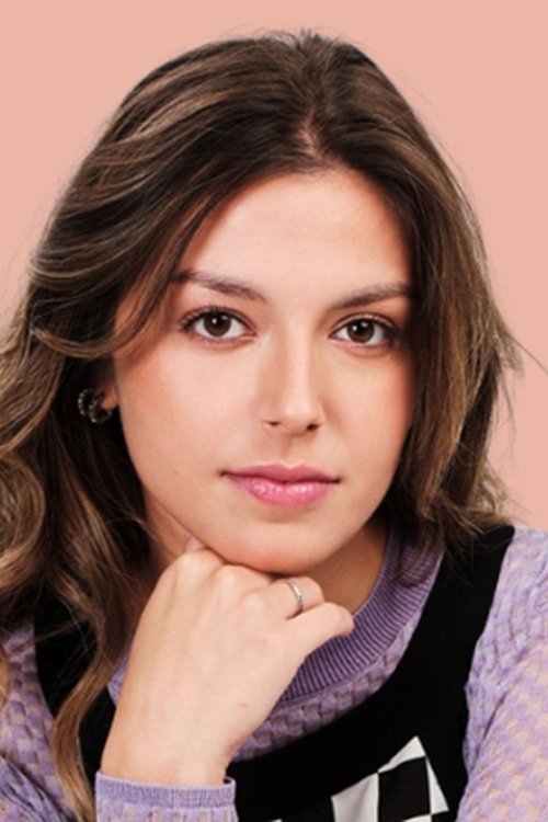 Theano Kladi as Βιβή