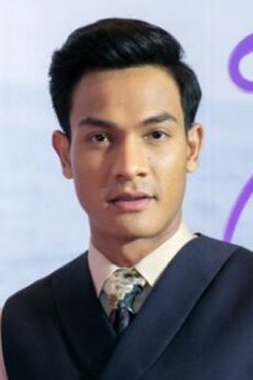 Phakeeya Phongern as 