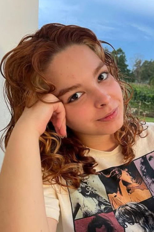 Dudda Ramos as Maxine