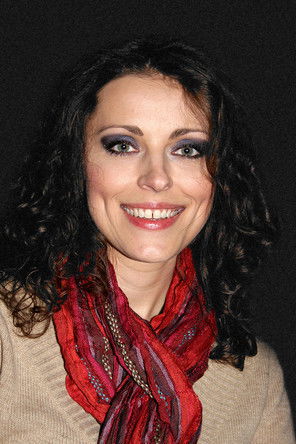 Karolina Muszalak as Iwona
