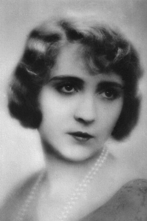 Simone Vaudry as Tochter