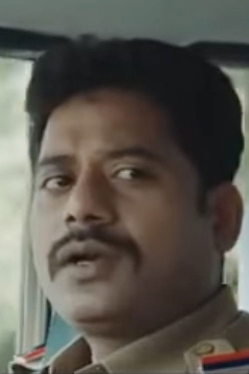 Vijayakumar Prabhakaran as Siddique