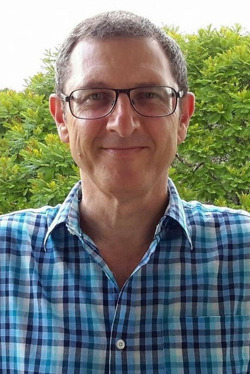 Sérgio Lulkin as Rogério