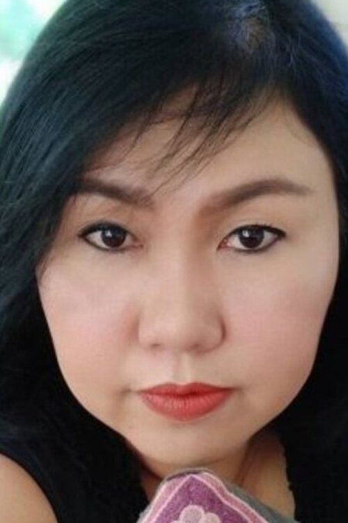 Yaowapa Khueankham as Kaptawan's mother