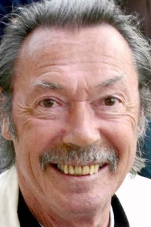 Philippe Bruneau as Le mari de la femme au foyer