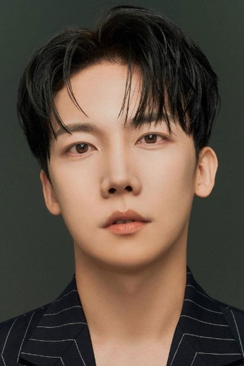 Cha Bo-sung as Yeong-Taek(영탁)