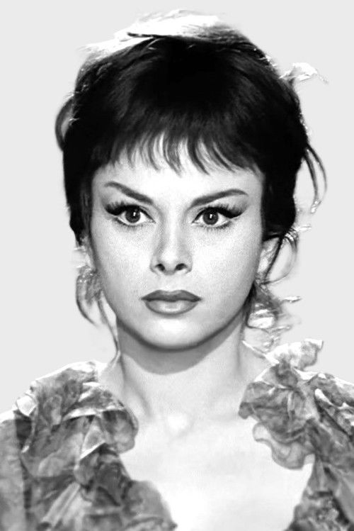 Sandra Milo as The General's lover (segment "Il generale")