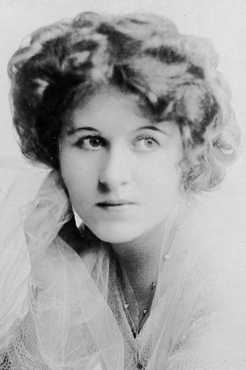 Winifred Kingston as Tourist