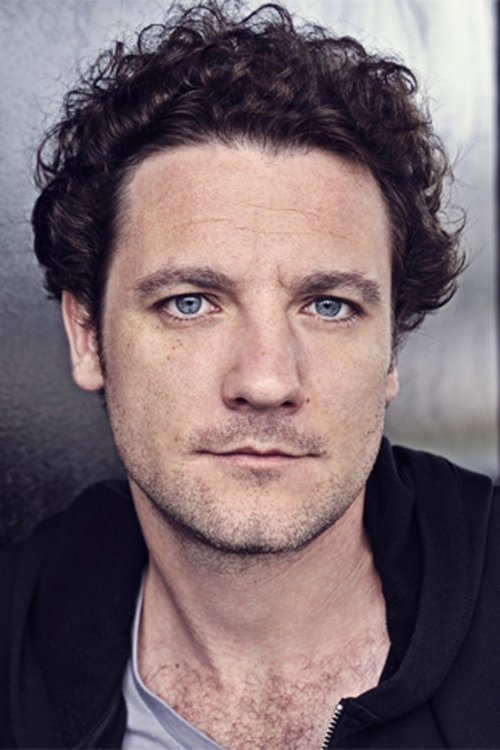 Frédérick Guillaud as Régis Blondin