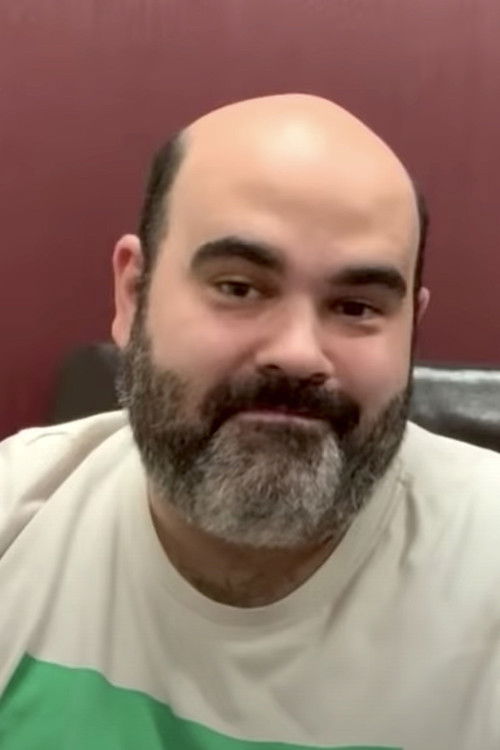 Iván Delgado as Un homme