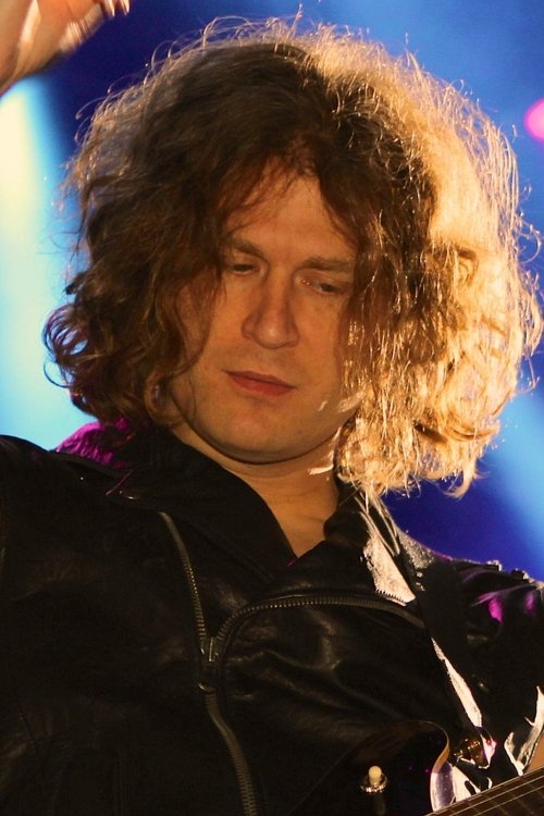 Dave Keuning as Guitar