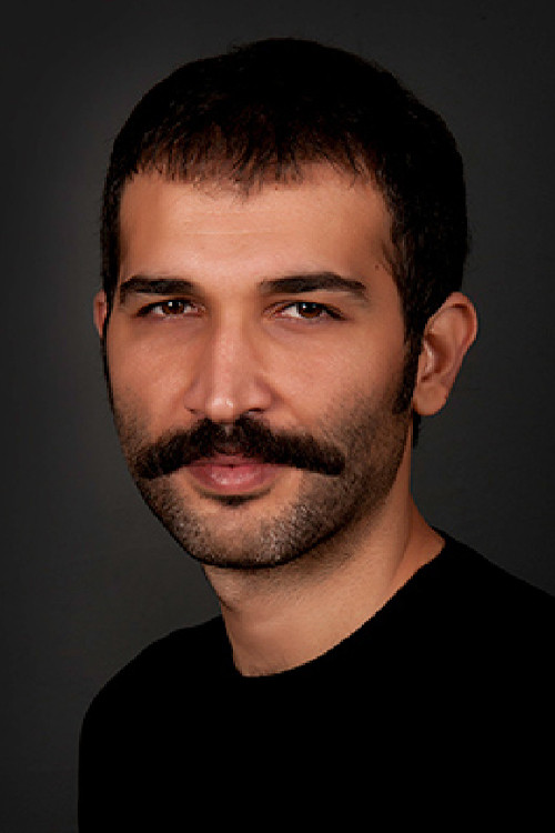 Barış Atay as Deniz / Türker
