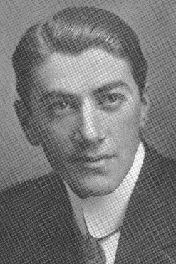 Martin Faust as Bus Driver