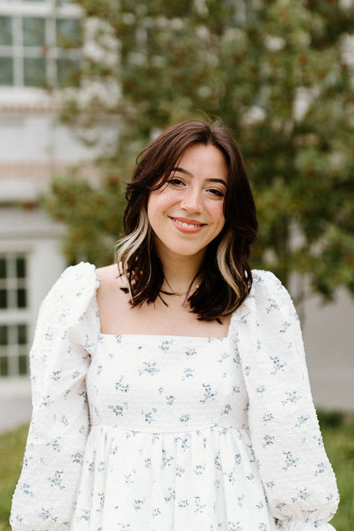 Charlie Hanes as Kirsten