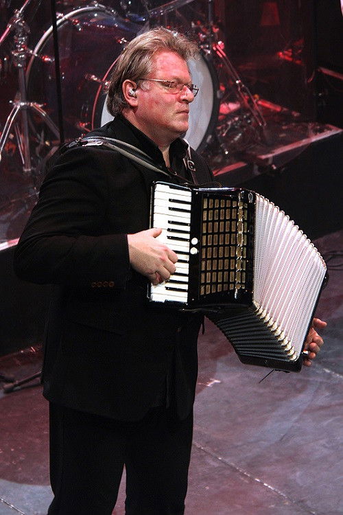 Pim Kops as Keyboard