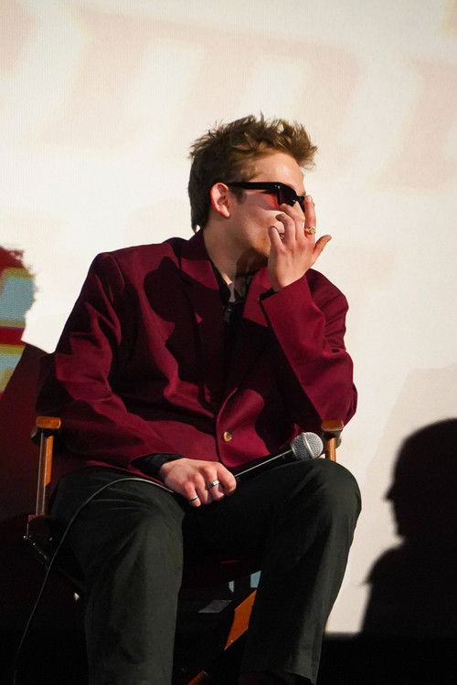 Noah Kean as Francis Whitman