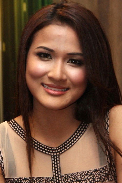 Hanis Zalikha as Suzana