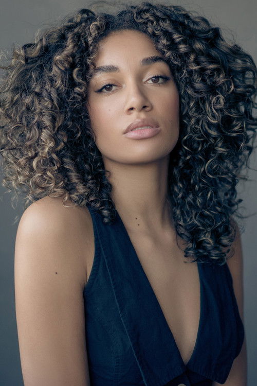 Jeanie Hackman as Courtney