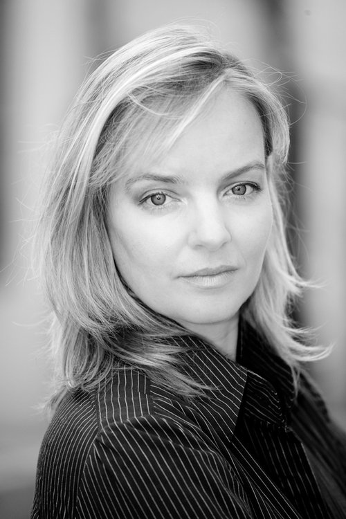 Heike Brunner as Catherine