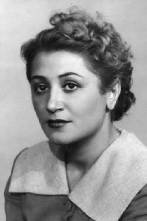 Aleksandra Smolyarova as Vustya Shuray