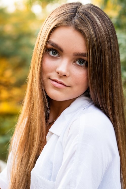 Cami Carver as Kallie