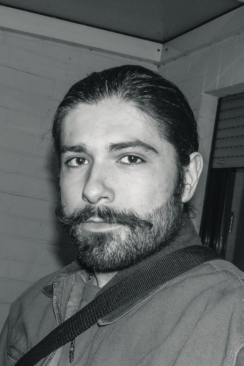 Luca Valentini as Francesco