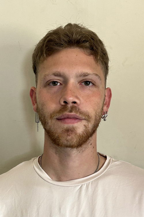 Quimey Herrera as Ramiro