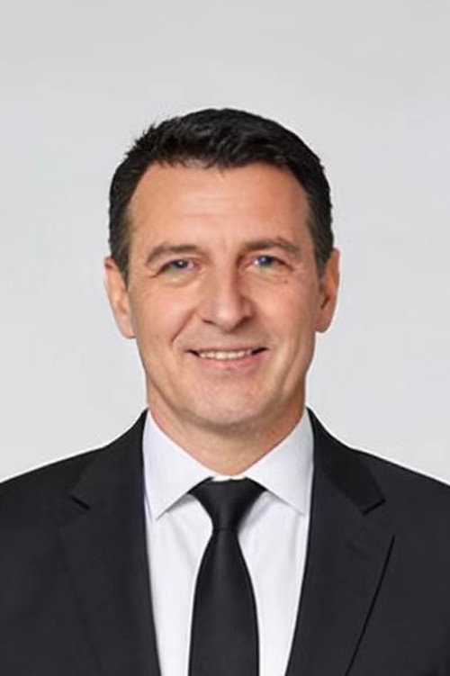 大卫·兰登 as Rangatira（酋长）